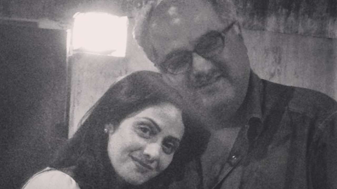 Janhvi Kapoor shares parents Sridevi-Boney Kapoor's love photo to wish on their wedding anniversary