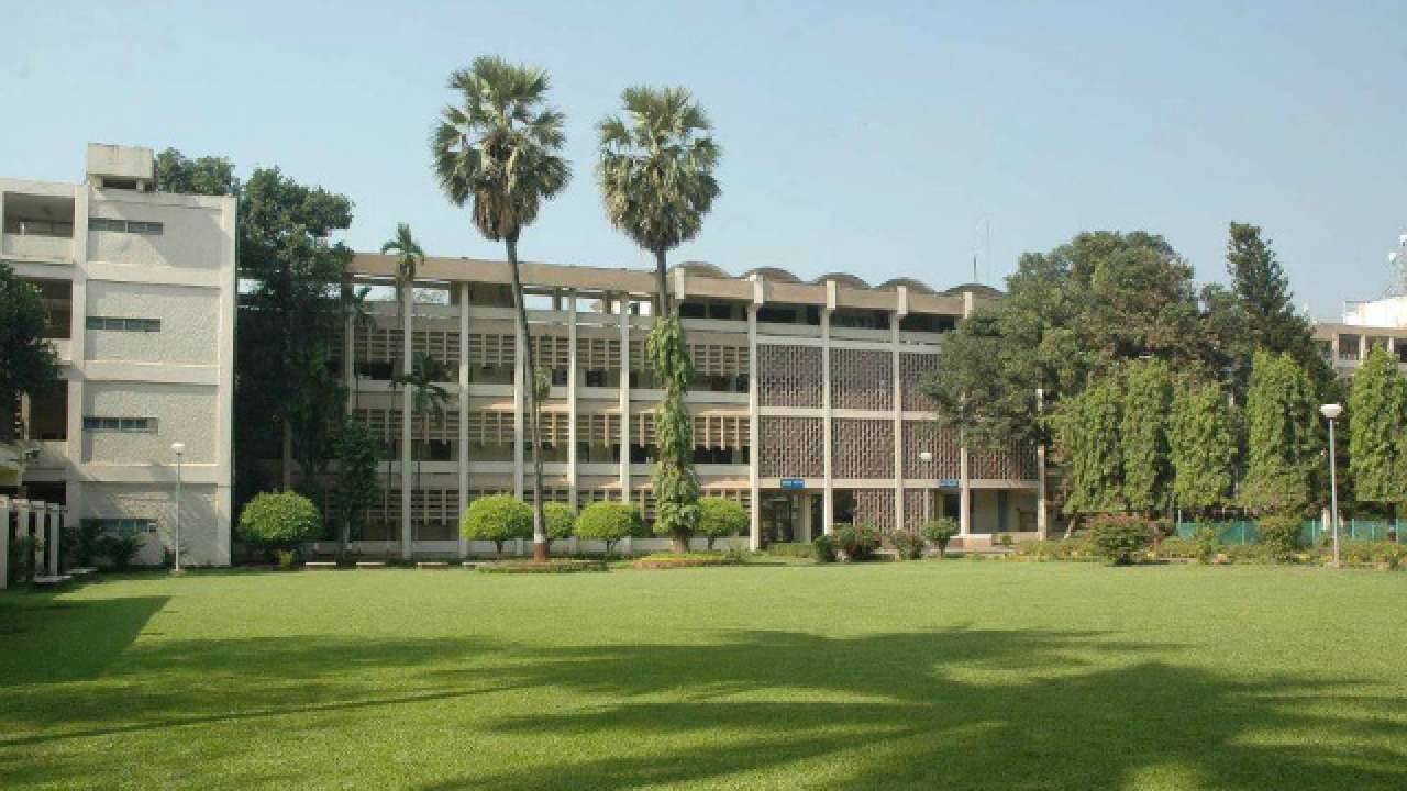 IIT-Bombay scraps face to face lectures till end of year, to run ...
