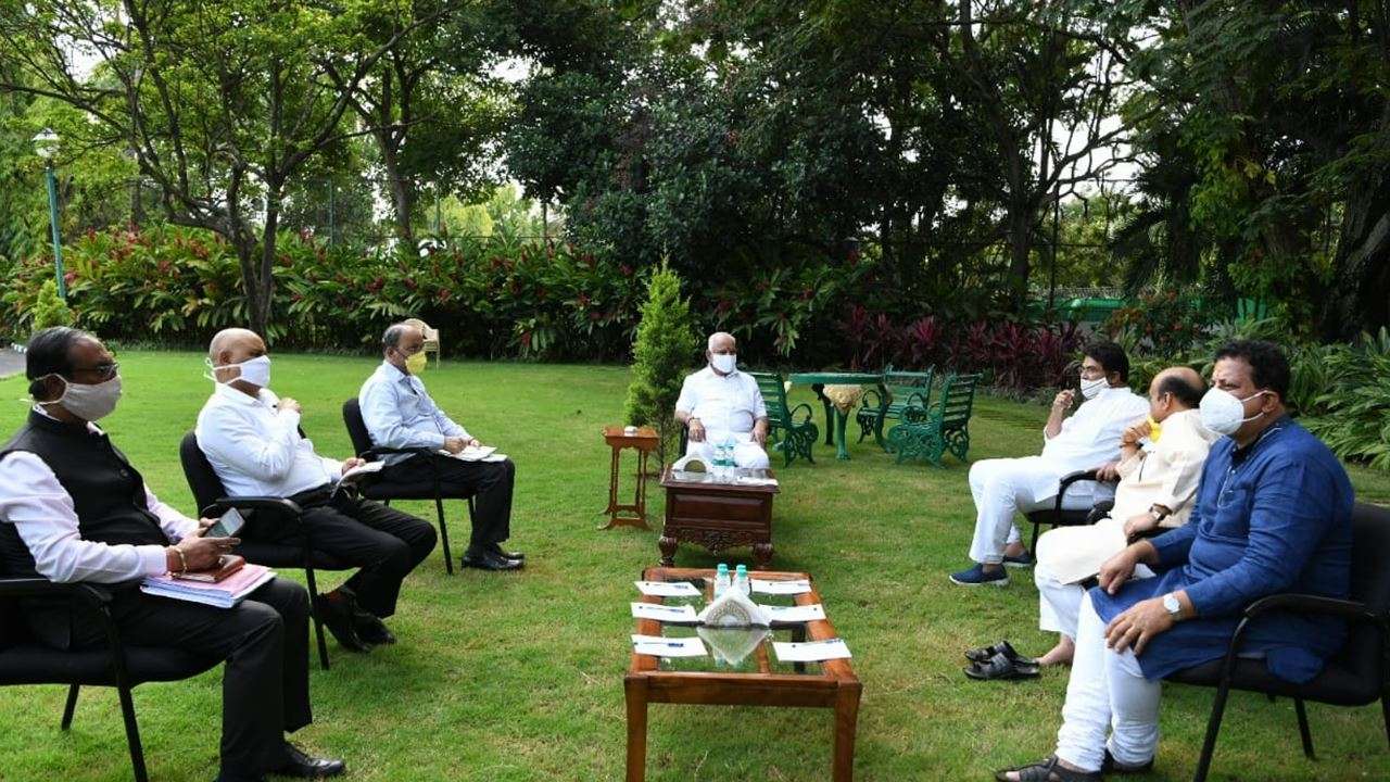 Karnataka CM BS Yediyurappa held high-level emergency meeting