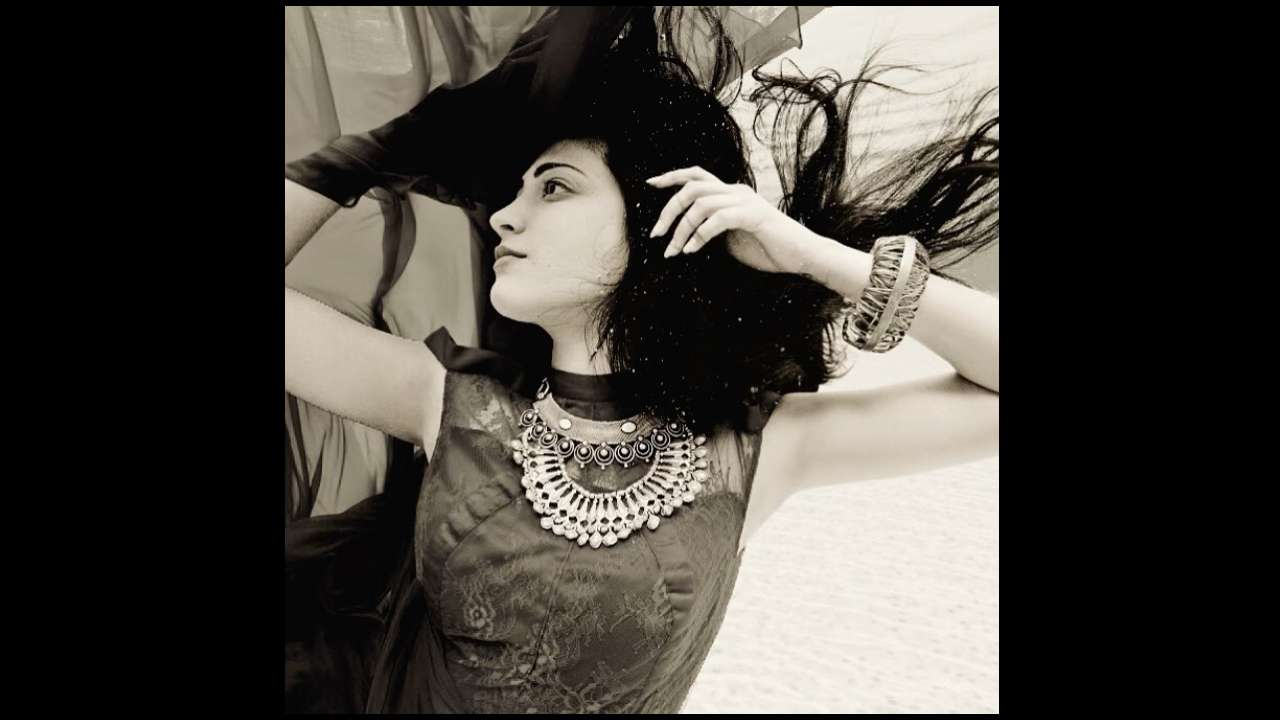 Shruti Haasan and her underwater jewellery