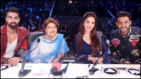 Saroj Khan with the judges of the show