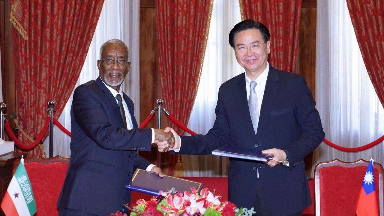 Foreign Ministers of Somaliland, Taiwan sign agreement to establish ties