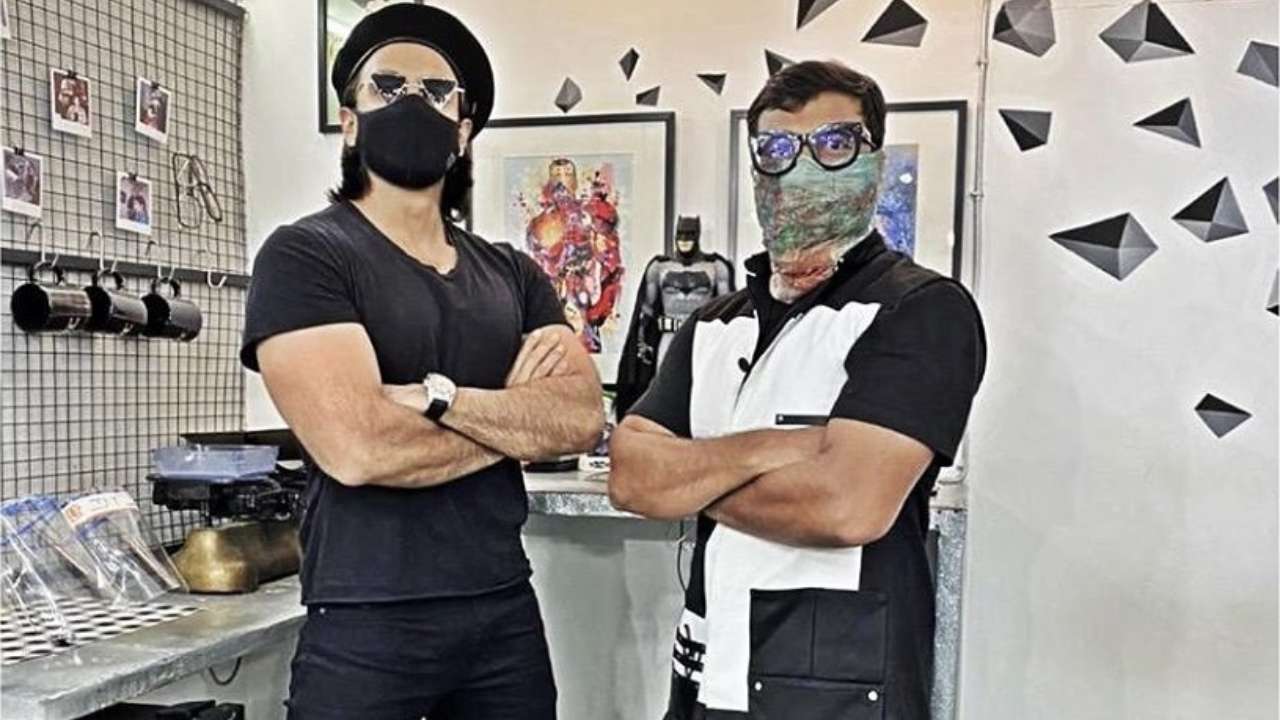 Ranveer Singh steps out of house to get a new look but hides it with 'new normal' mask and beret