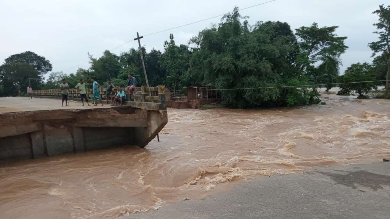 NDRF team to rescue villagers