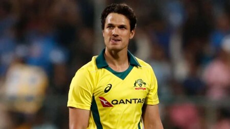 Nathan Coulter-Nile: Mumbai Indians (MI) - 8 crore