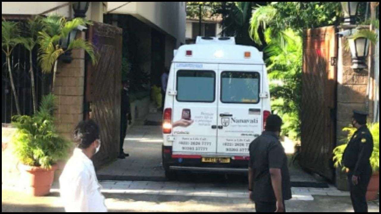 Abhishek Bachchan confirms news of Amitabh Bachchan testing negative