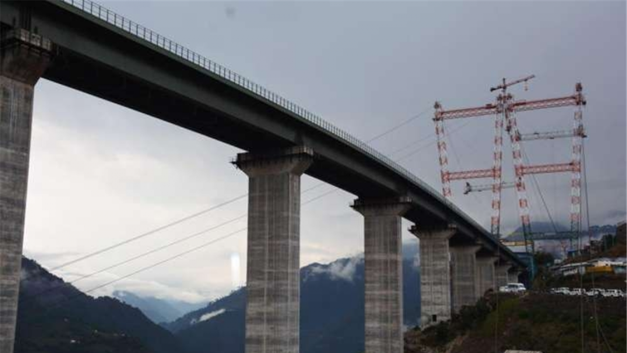 World S Highest Rail Bridge In J K All About The Under Construction Marvel Above Chenab River Slated For 21