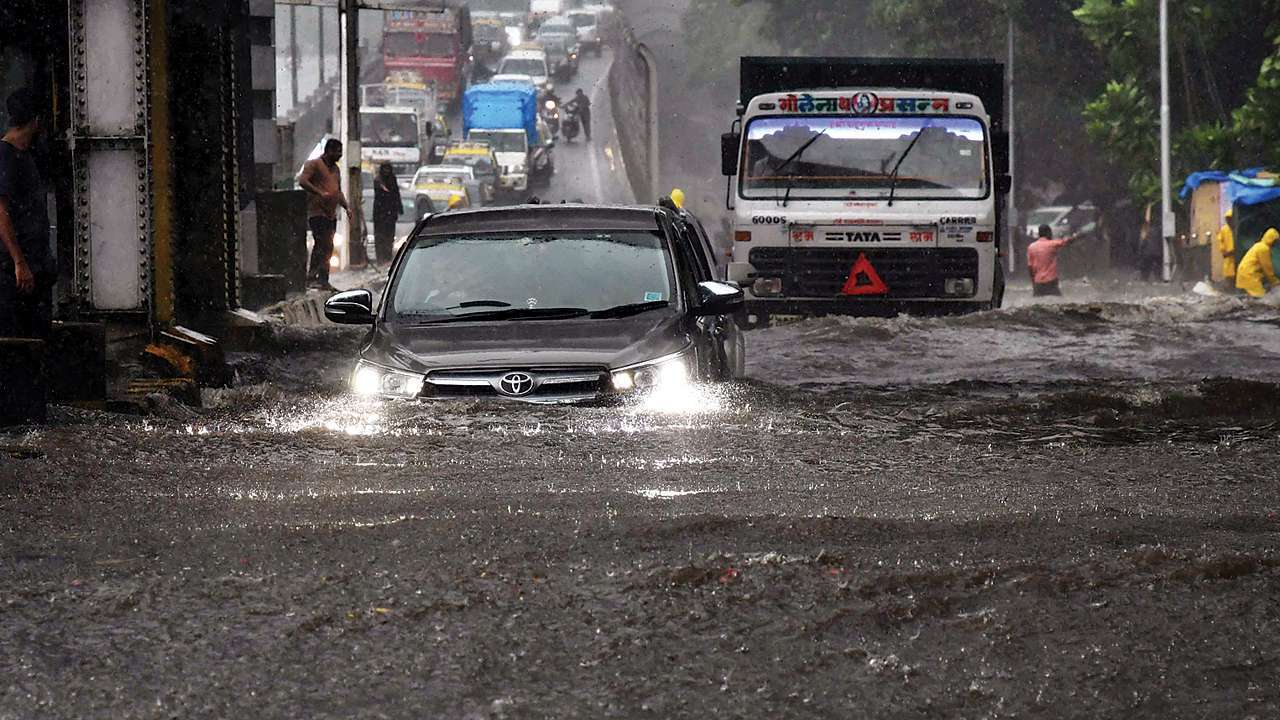 Mumbai Rains: The monsoon reached Mumbai and its suburbs as it witnessed heavy rainfall leading to flooded roads and closed subways.