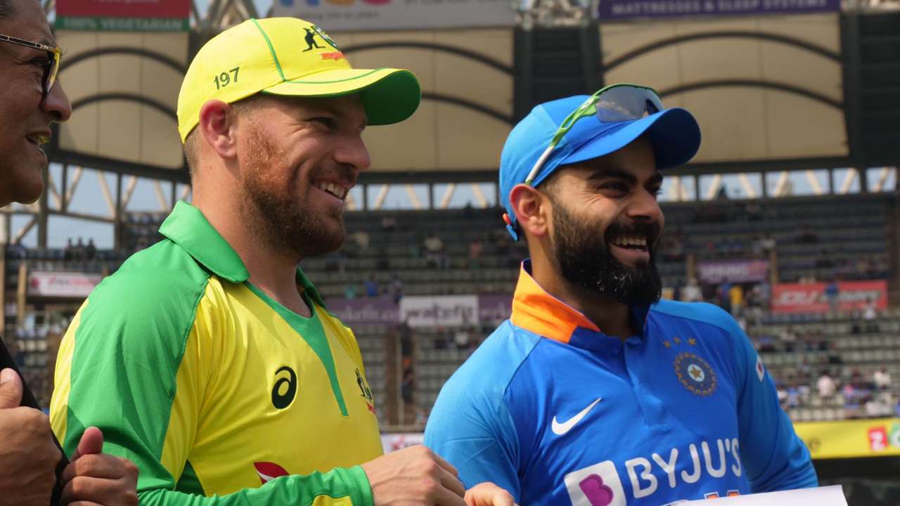 Aaron Finch and Virat Kohli