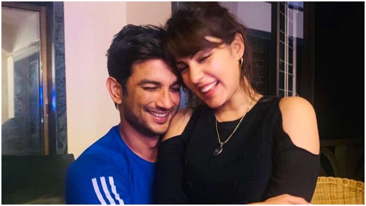 SC asks legal teams of Rhea Chakraborty, Sushant Singh Rajput's family to submit notes, next hearing on Thursday