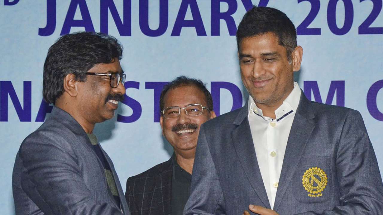 Organise A Farewell Match For Ms Dhoni Jharkhand Cm Hemant Soren To Bcci