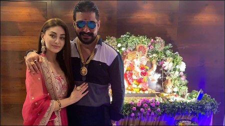 Hindustani Bhau pays visit to Shefali Jariwala for praying to Lord Ganesha