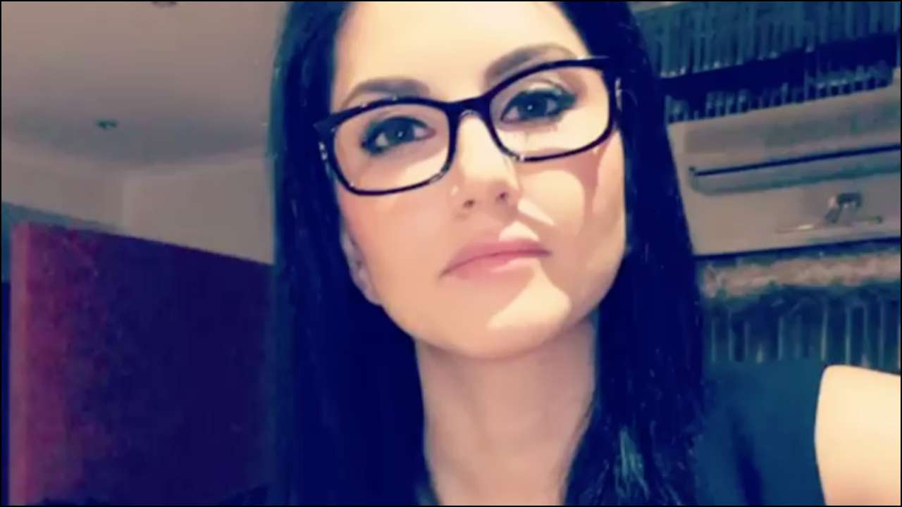 Sunny Leone reacts to topping merit list for admission in Kolkata college