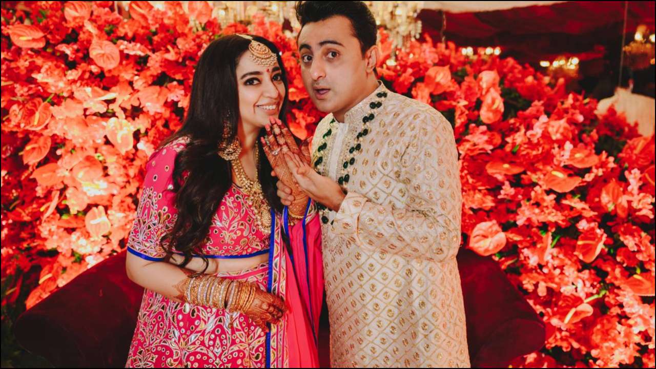 JP Dutta's daughter Nidhi Dutta happily engaged; check out inside pics