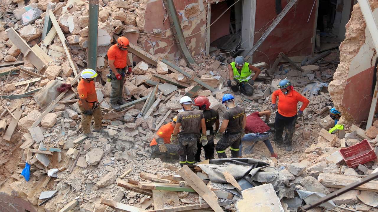 Beirut explosion: Rescuers hear 'heartbeat' under rubble one month ...