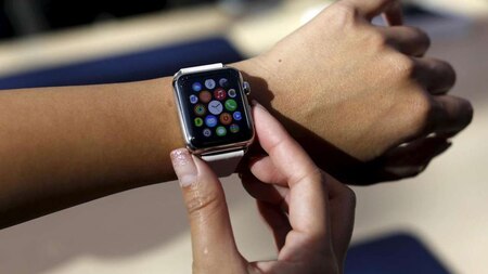 'Time Flies': New Apple Watch on the way