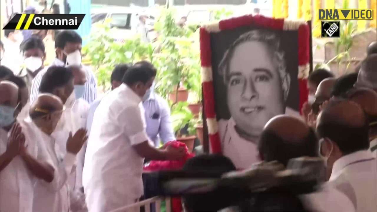 CM Palaniswami pays floral tribute to DMK founder on his 112th birth ...