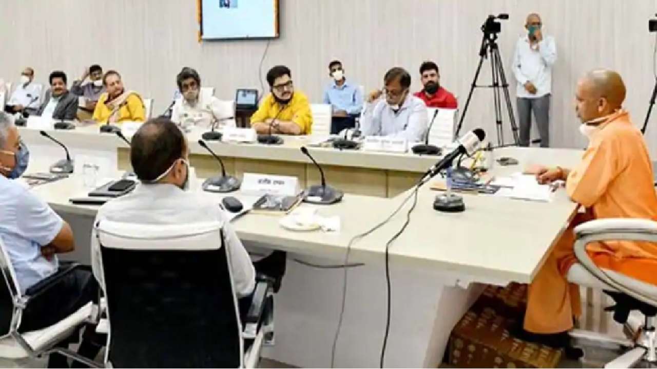 UP CM Yogi Adityanath held a meeting with eminent personalities of the Indian film industry.