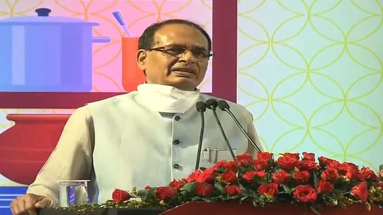 Madhya Pradesh street vendors to get I-cards along with interest-free loans: CM Shivraj Singh Chouhan