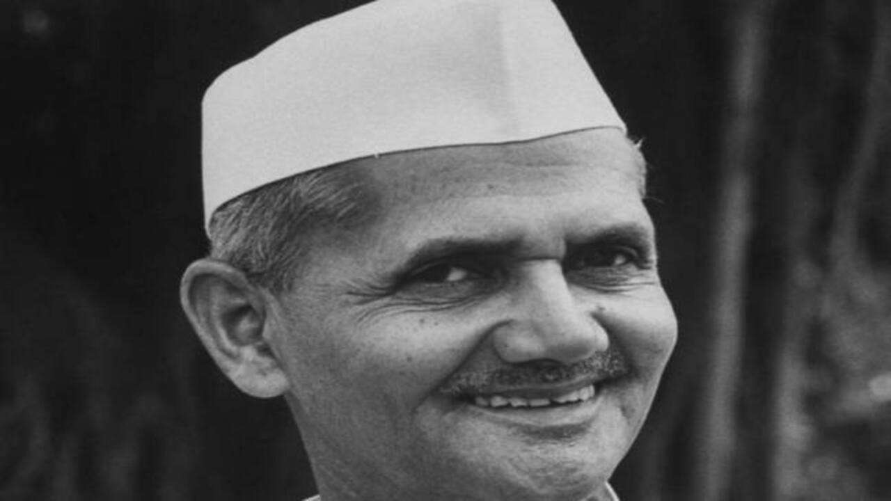 Lal Bahadur Shashtri's death is still one of the biggest mysteries of Indian politics