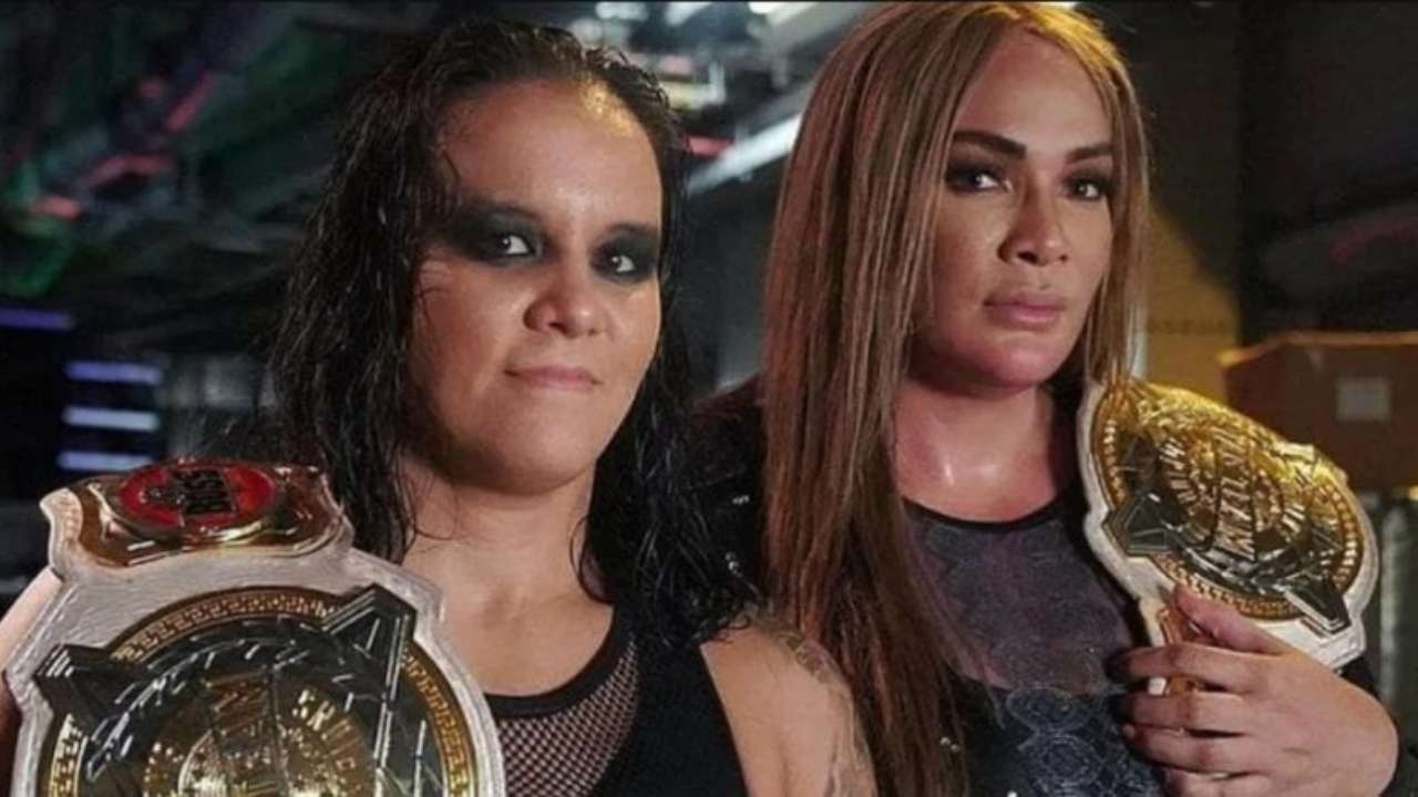 WWE Raw - Nia Jax, Shayna Baszler decimate Riott Squad, retain Women's Tag  Team championship