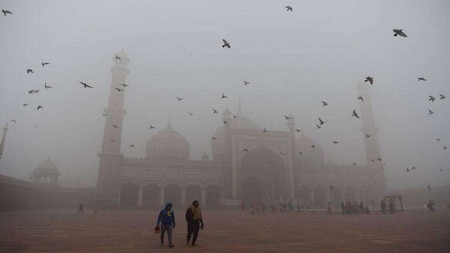 Diesel Generators Banned In Delhi From October 15 Under New Pollution Plan