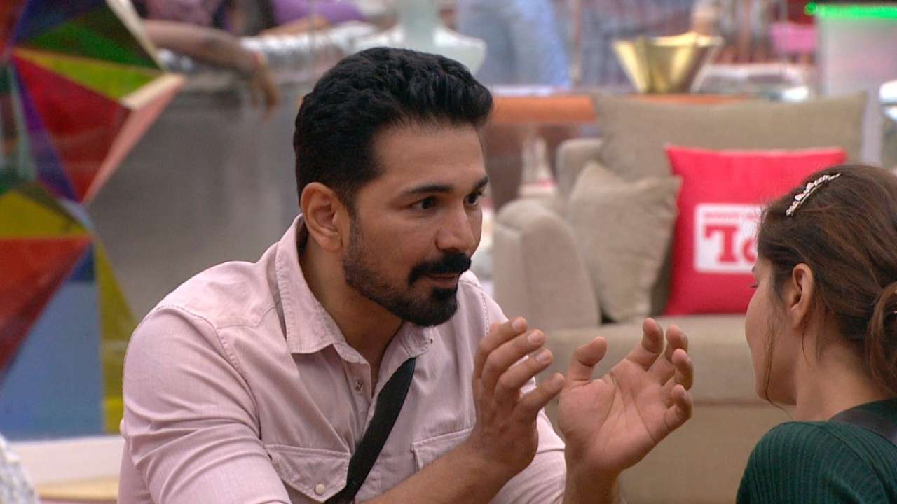 Abhinav și împotriva lui Rubina