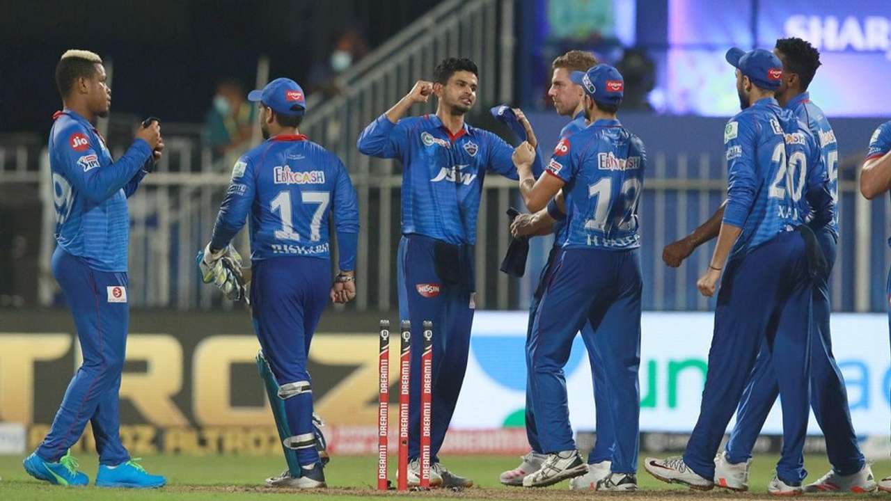 Holding Any Team To 138 In Sharjah Is Hard Ricky Ponting Lavishes Praise On Dc Bowlers