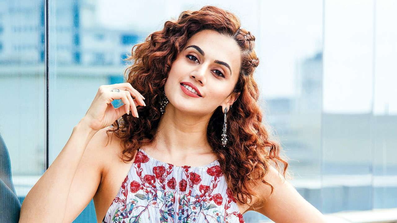 Taapsee Pannu 'rings out the bad times' in Maldives; see pic