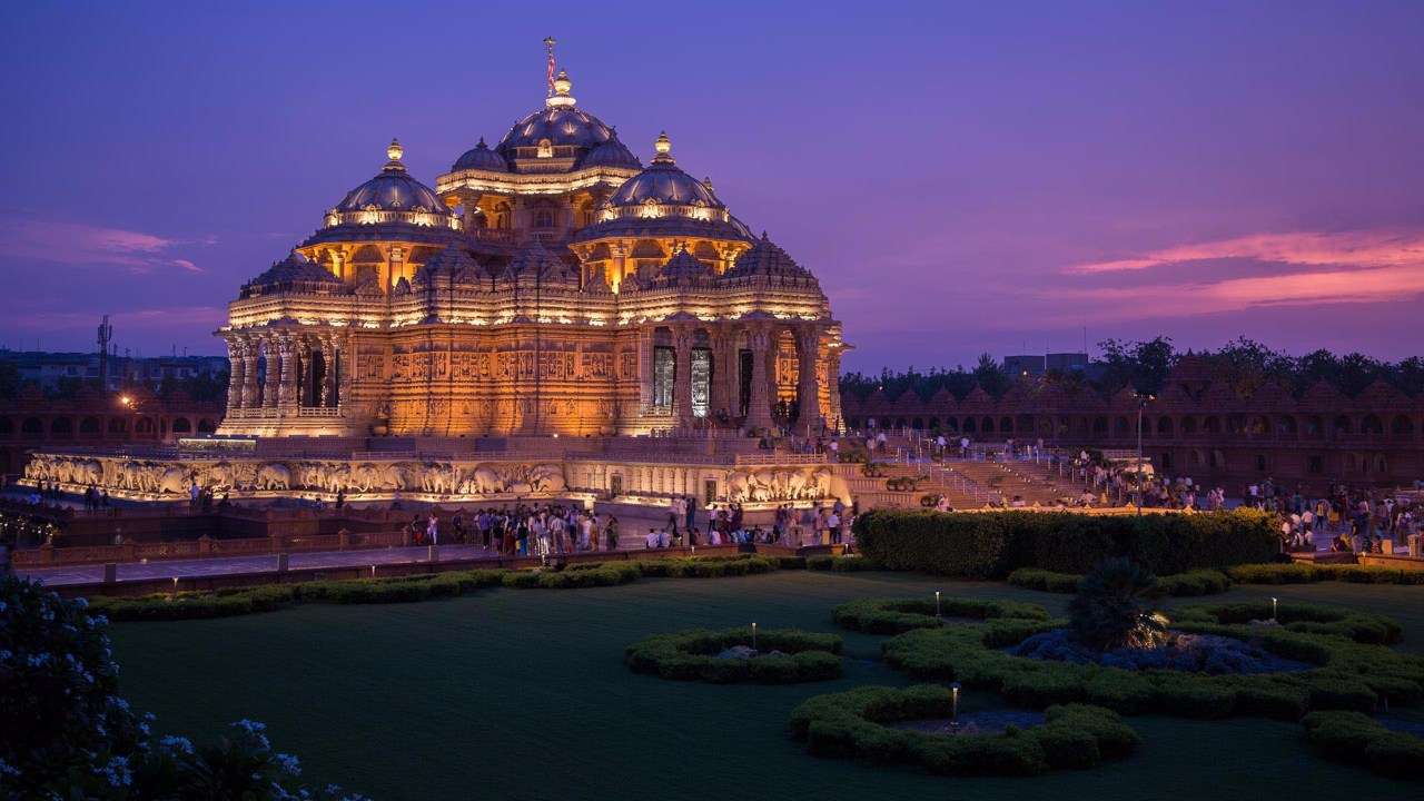 Magnificient Akshardham Temple glowing in light