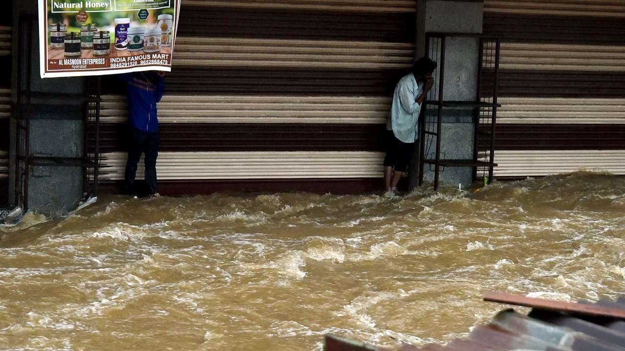 Several people stuck due to heavy rains in Telangana