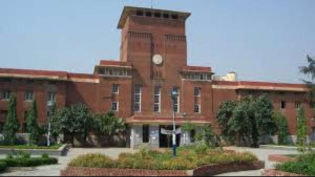 Du Admissions Record Breaking 29 746 Students Enrol Based On First Cut Off List