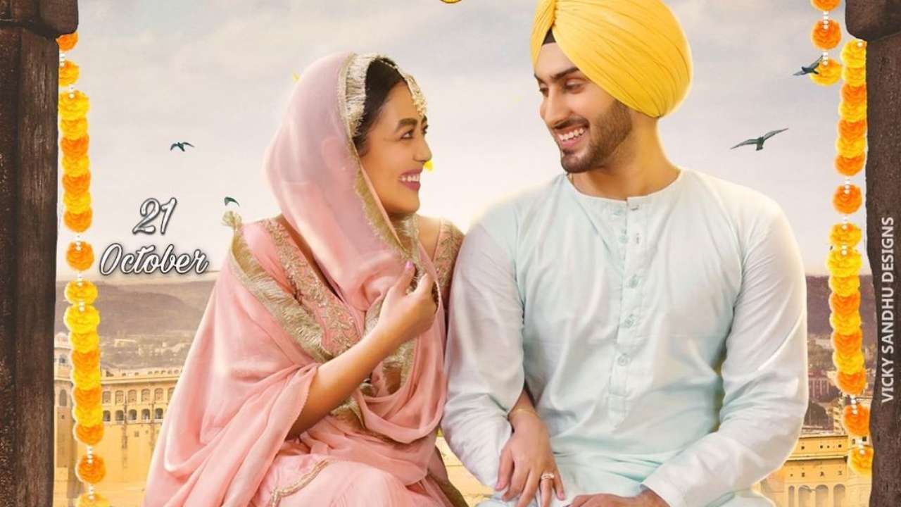 Hindi Neha Kakkar Xxx - VIRAL: Neha Kakkar-Rohanpreet Singh's wedding invitation makes it to  Internet