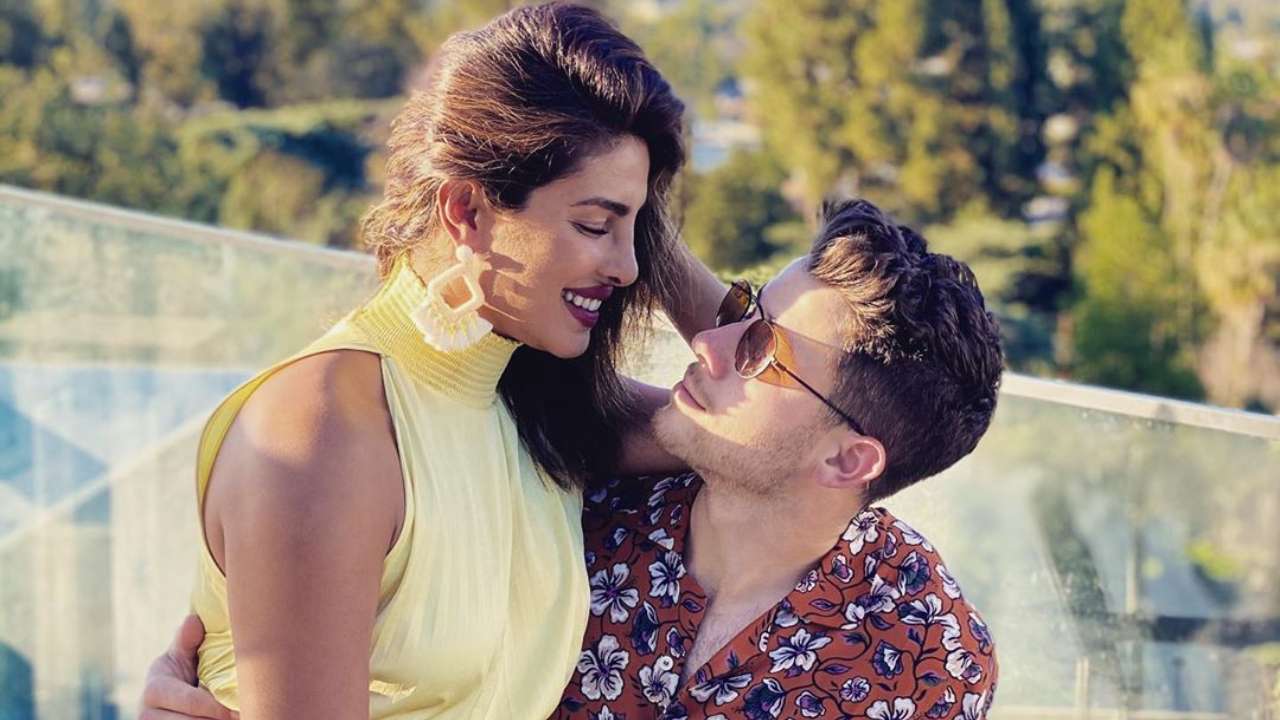 Viral: Priyanka Chopra-Nick Jonas steal a kiss as Glen Powell turns