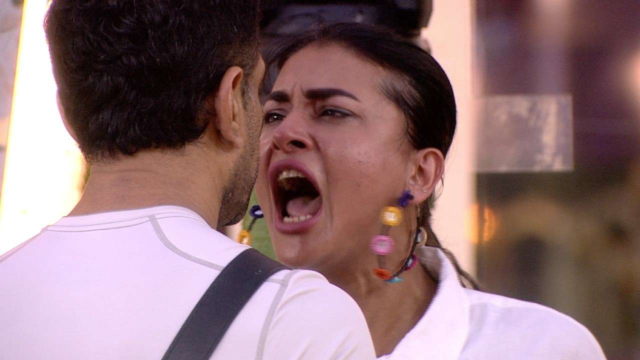 Pavitra Punia-Eijaz Khan o luptă