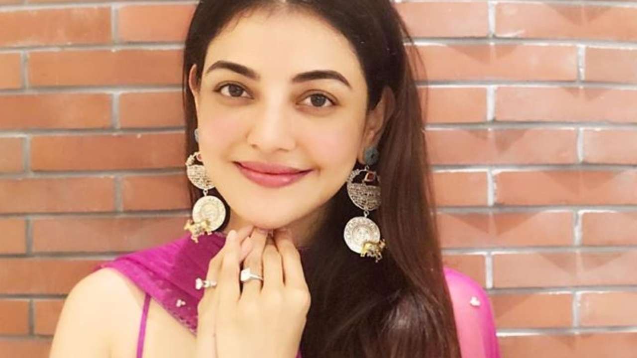 1280px x 720px - Kajal Aggarwal flaunts her engagement ring in new video