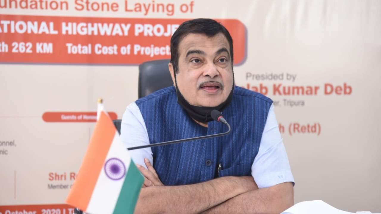 नितिन गडकरी का कहना है कि एनएचएआई की 49,000 करोड़ रुपये की 75 सुरंग परियोजनाएं निर्माणाधीन हैं