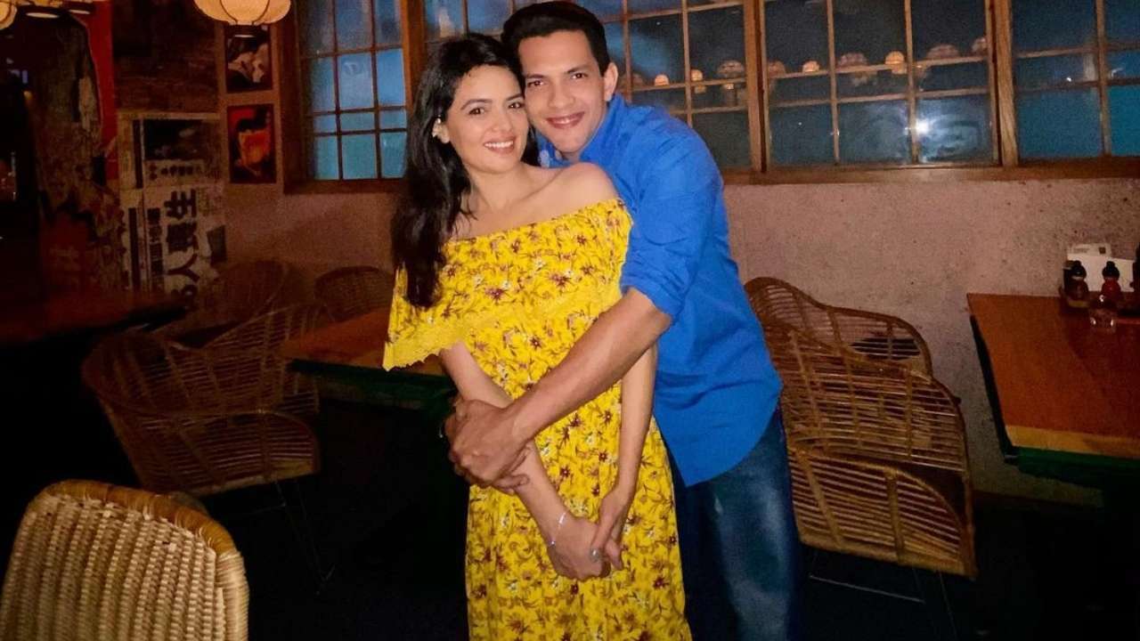 Aditya Narayan-Shweta Agarwal wedding festivities begin; first photo from  roka ceremony out