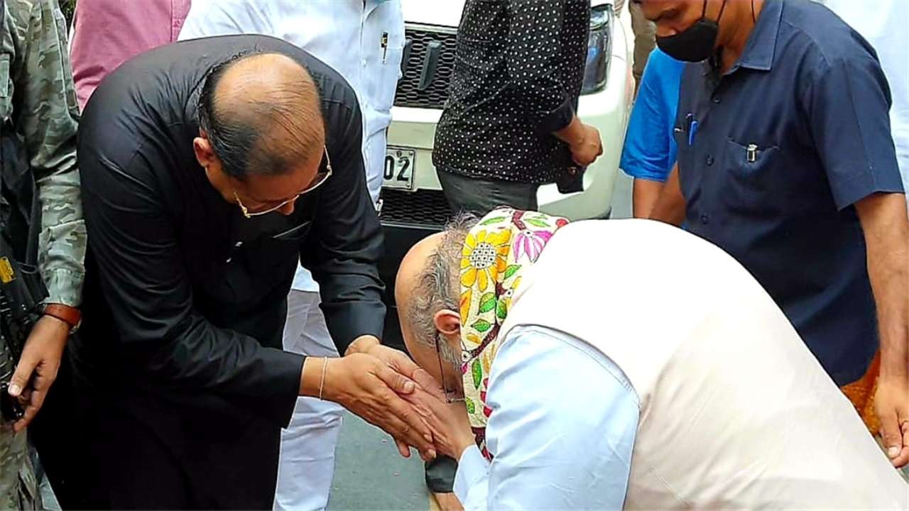 Amit Shah meets Pandit Ajoy Chakrabarty