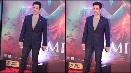 Producer Tusshar Kapoor also snapped at the 'Laxmii' premiere