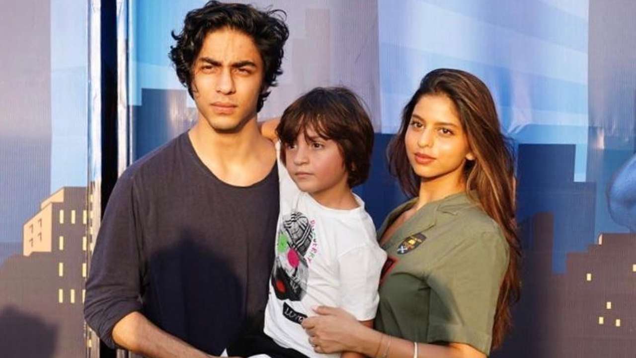 Shah Rukh Khan to voice for 'The Lion King' in Hindi along with son Aryan |  Entertainment