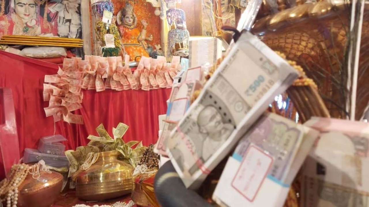 Temple of Goddess Dhanalakshmi decorated with crores of notes: Diwali commence with Dhanteras in India which marks start of festival Diwali.