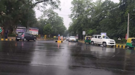 Here are the areas of Delhi-NCR region that received rainfall