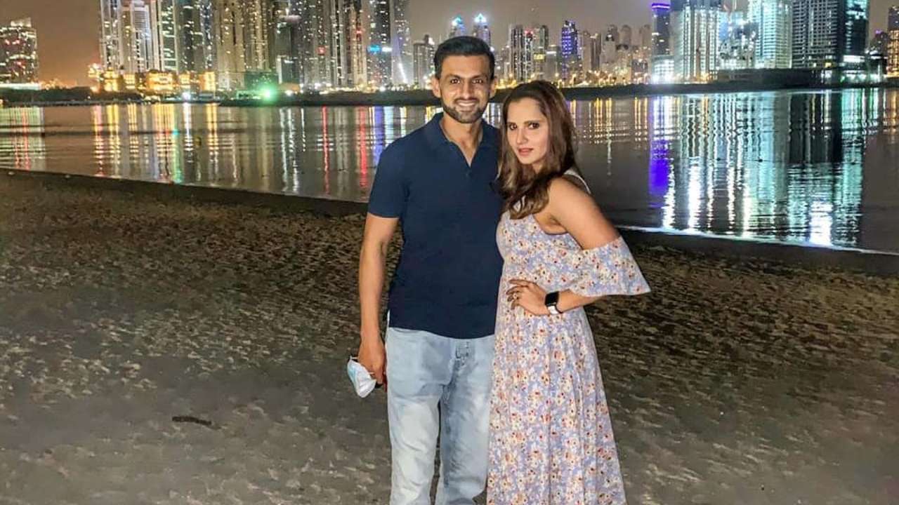 Sania Mirza, Shoaib Malik’s ‘Beach please’ photo sets social media on fire