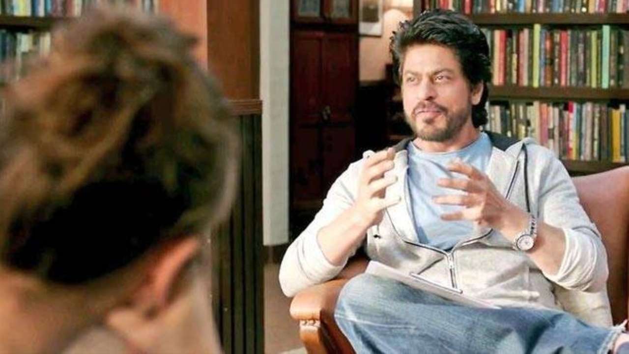 4 Years Of Dear Zindagi Unforgettable Life Lessons By Shah Rukh Khan Aka Dr Jehangir Khan