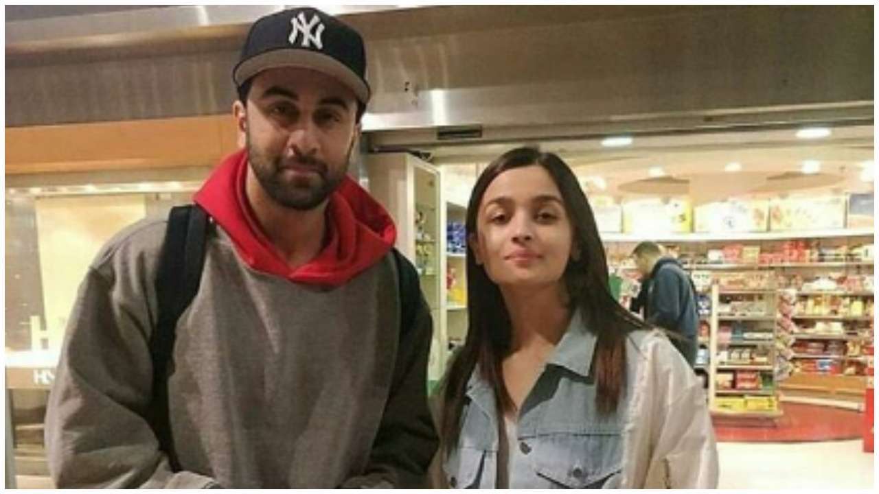 Alia Bhatt turns Ranbir Kapoor's neighbour, buys new house for THIS