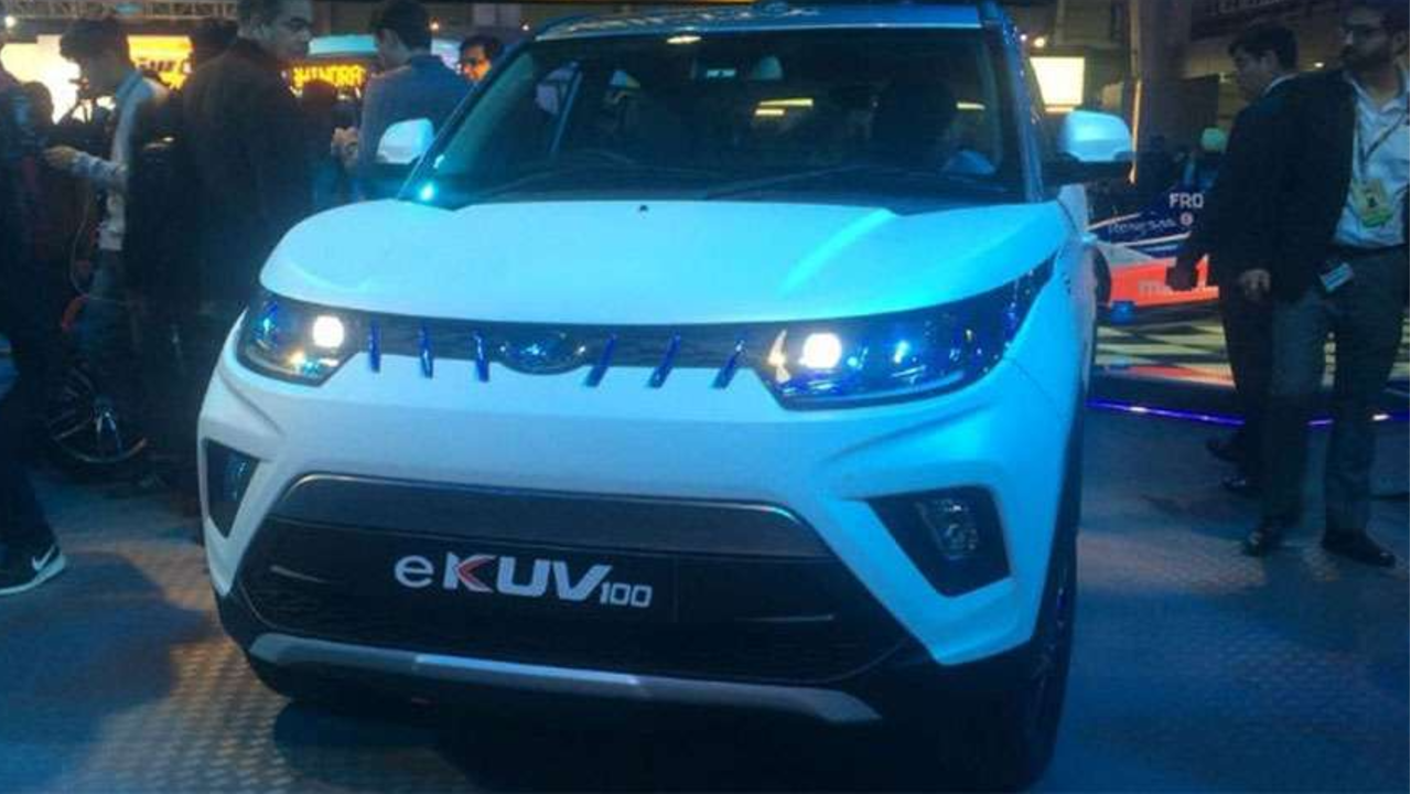 Mahindra eKUV100
