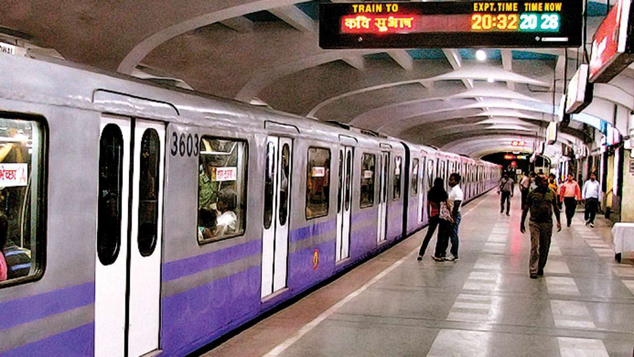 Kolkata Metro Train