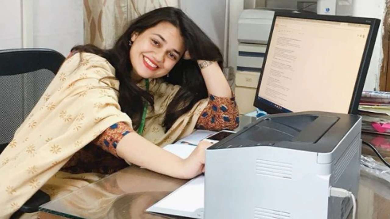 IAS Topper Tina Dabi Shares First Social Media Post After Filing For ...