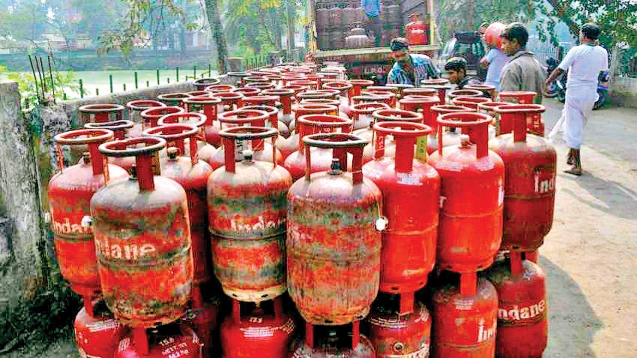 LPG cylinder price hiked by Rs 50 again; here's how much it will cost now